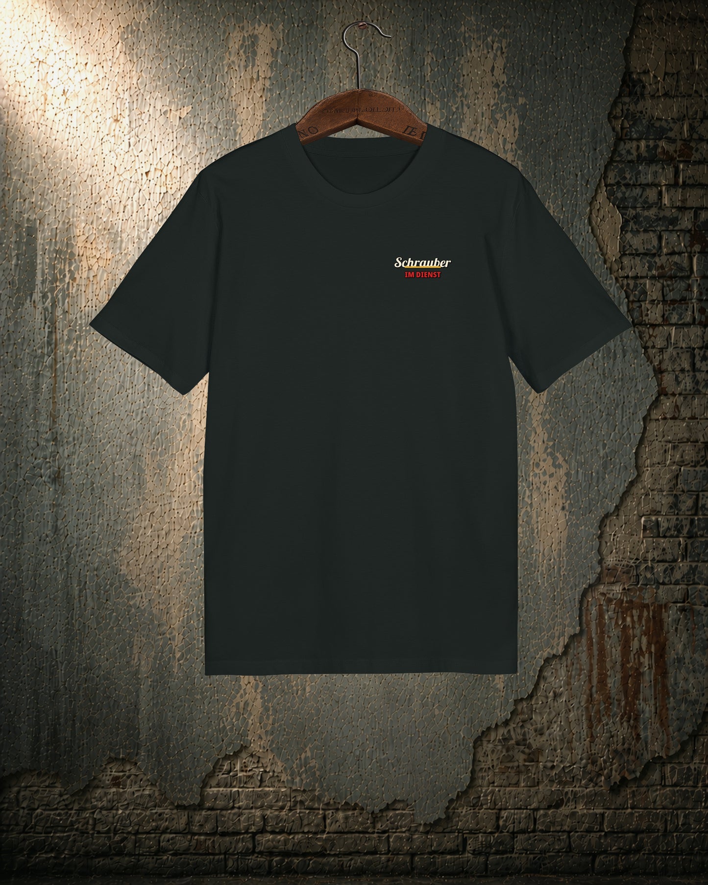 Schrauber im Dienst T-Shirt – Nicht stören, Fehlersuche läuft
